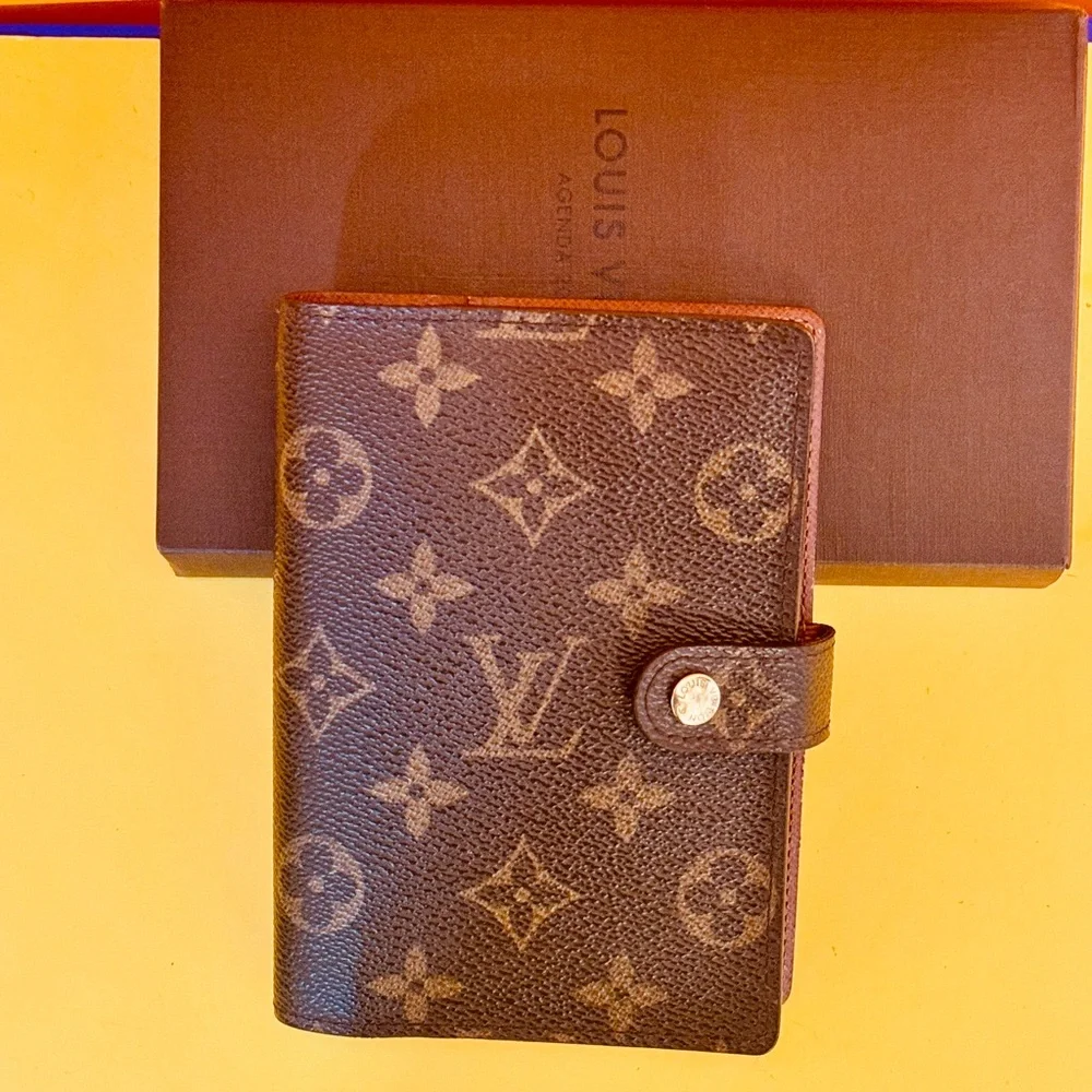 Louis Vuitton Brown Monogram Canvas Snap Wallet/Agenda